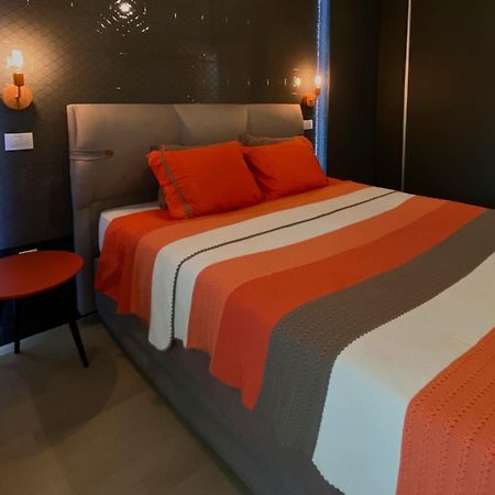 Stylish Apartment, Skopje Centre - Private Parking - Panoramic Views Luaran gambar