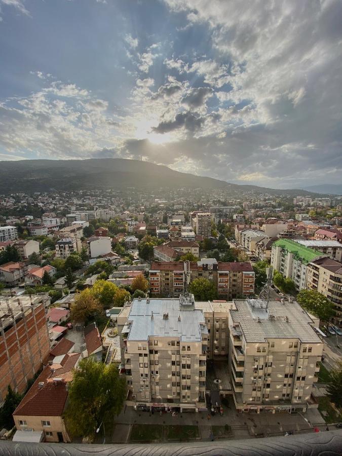 Stylish Apartment, Skopje Centre - Private Parking - Panoramic Views Luaran gambar