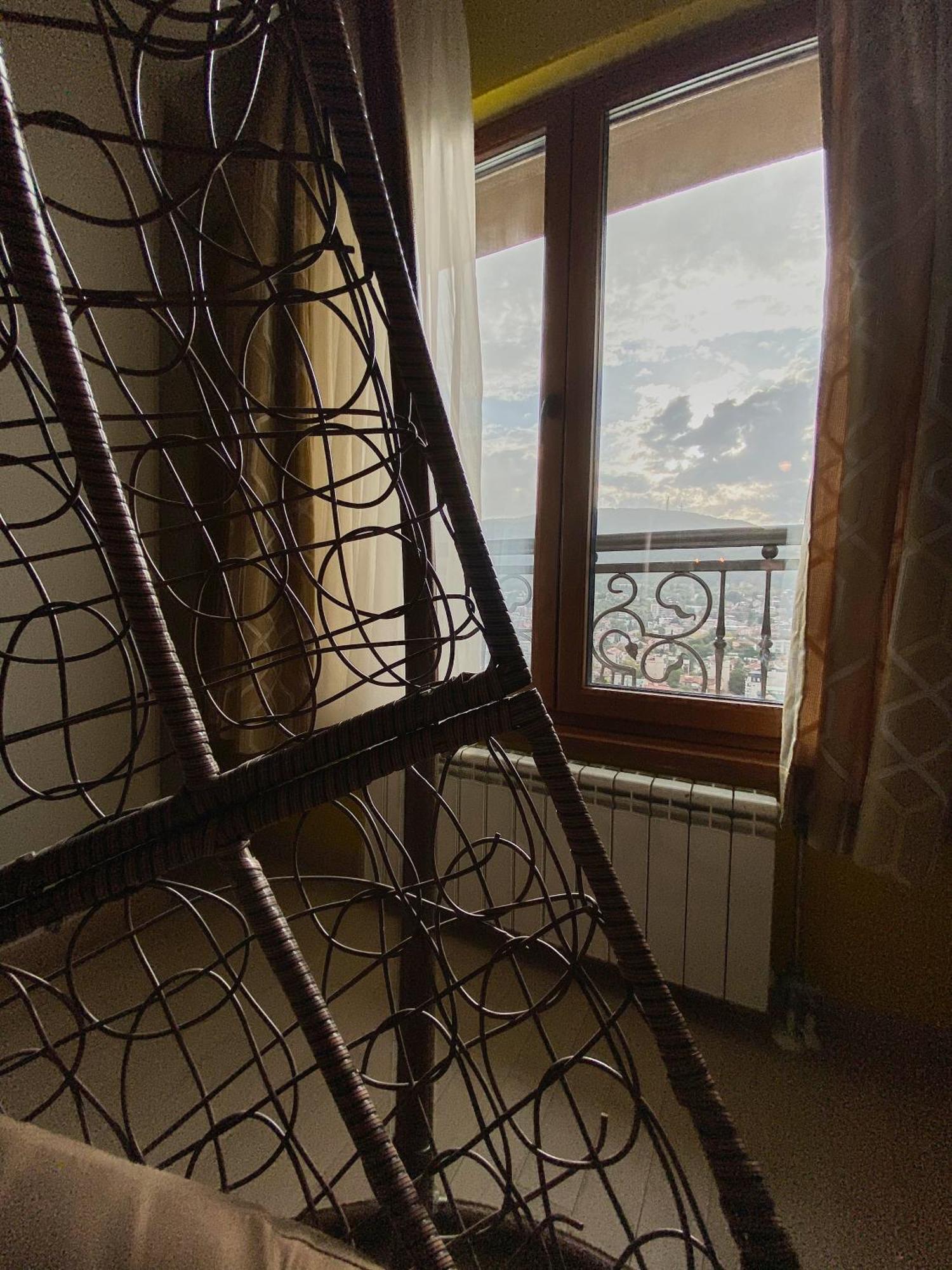 Stylish Apartment, Skopje Centre - Private Parking - Panoramic Views Luaran gambar